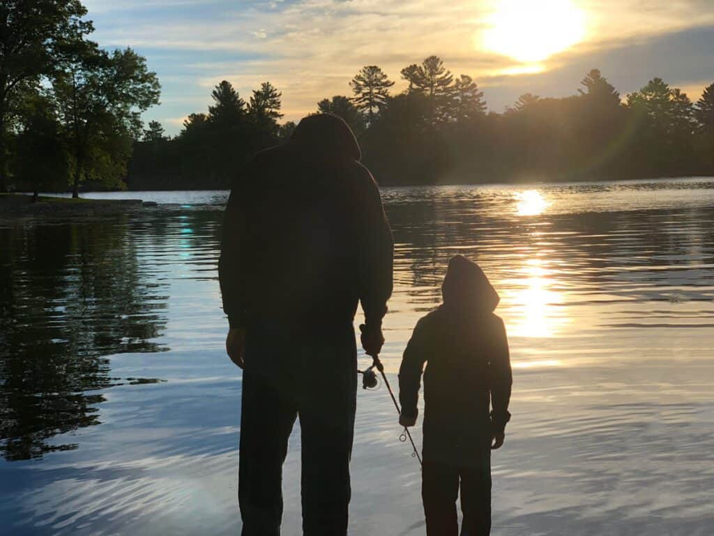 BushLife - Uncle and Nephew Fishing