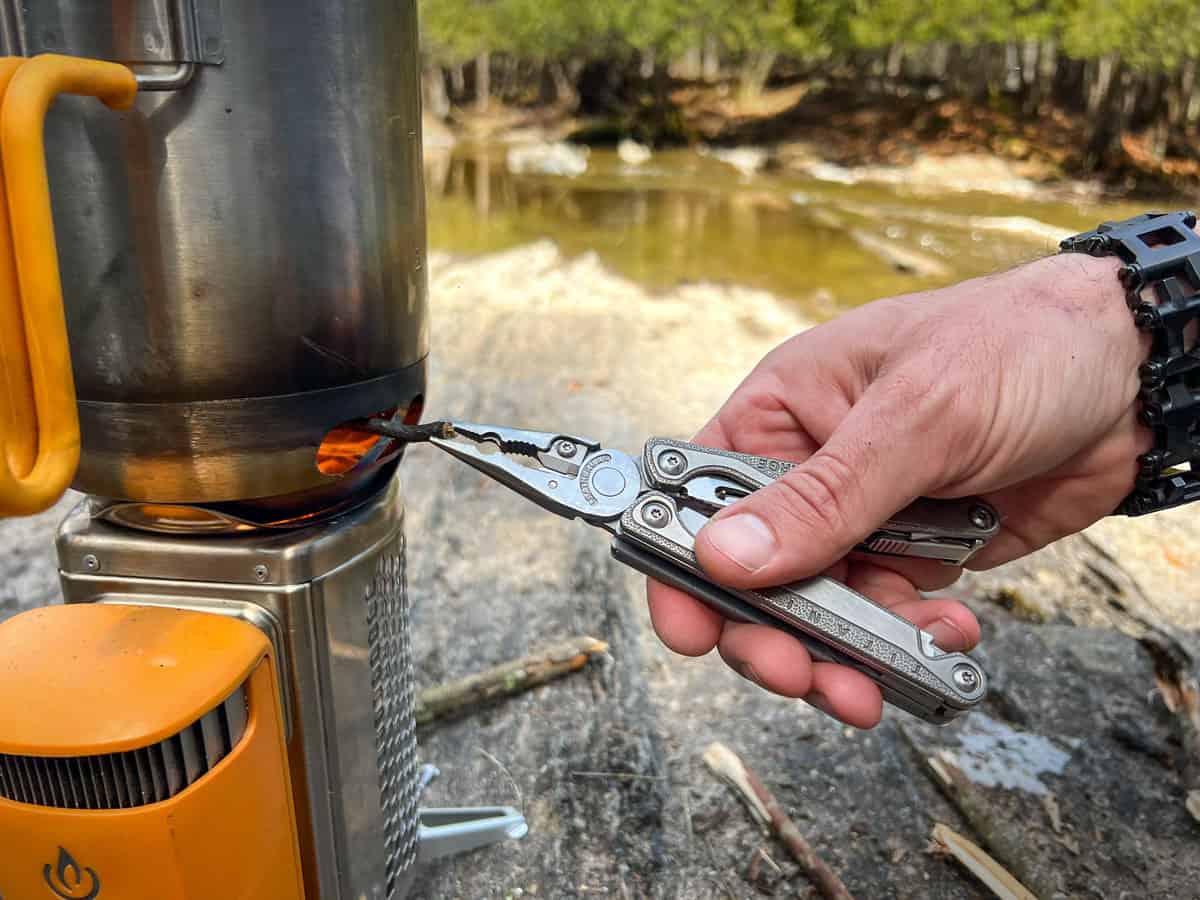 Leatherman Charge Plus TTi feeding BioLite Camp Stove