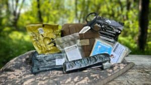 Emergency Medical Kit for the Bush: Trauma Gear When 911 Is Too Far Away 18 Emergency Medical Kit