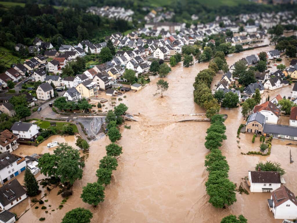 Basic Emergency Kit - Flood Disaster