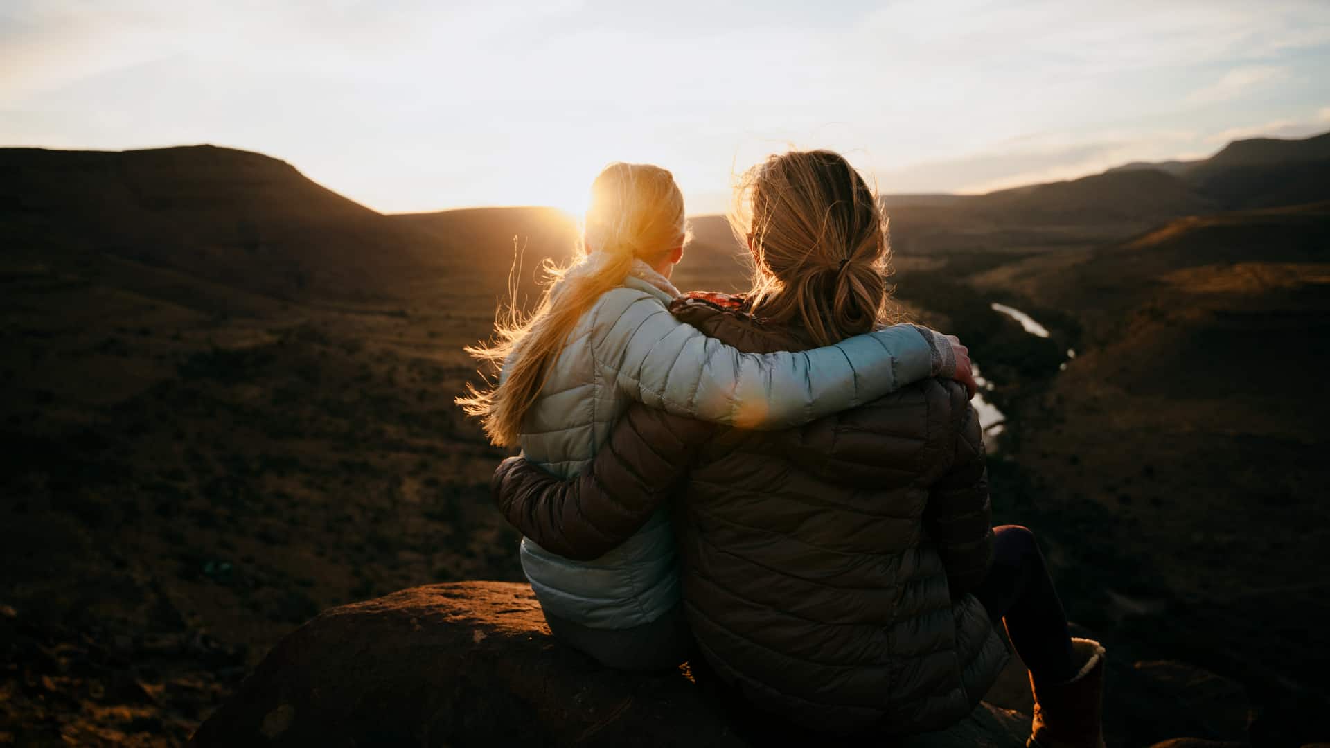 Outdoorsy Mom bonding with her daughter