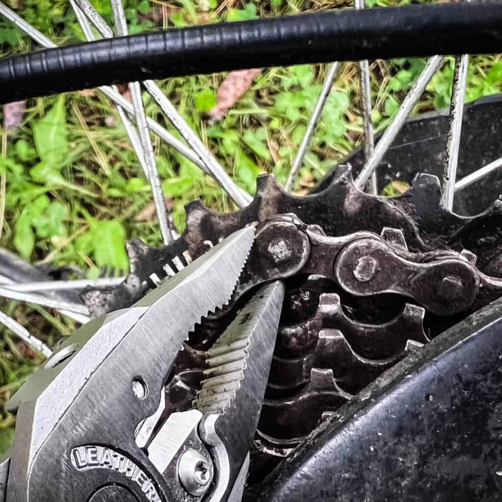 BushLife - Multi-tool Bicycle Repair