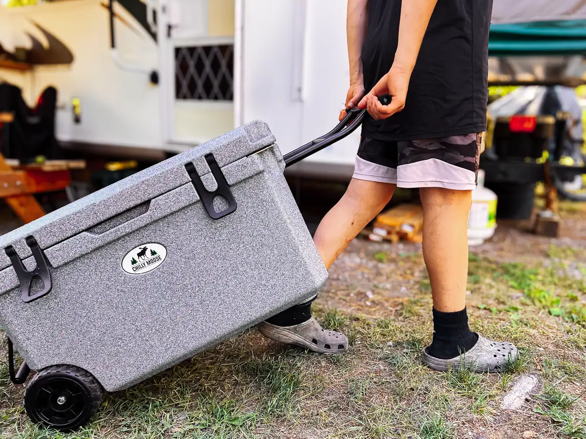 Chilly Moose Coolers Review: Bowen vs Harbour Bucket vs Explorer (Tested) 17 camper hauling the 55L Chilly Moose wheeled cooler in moonstone