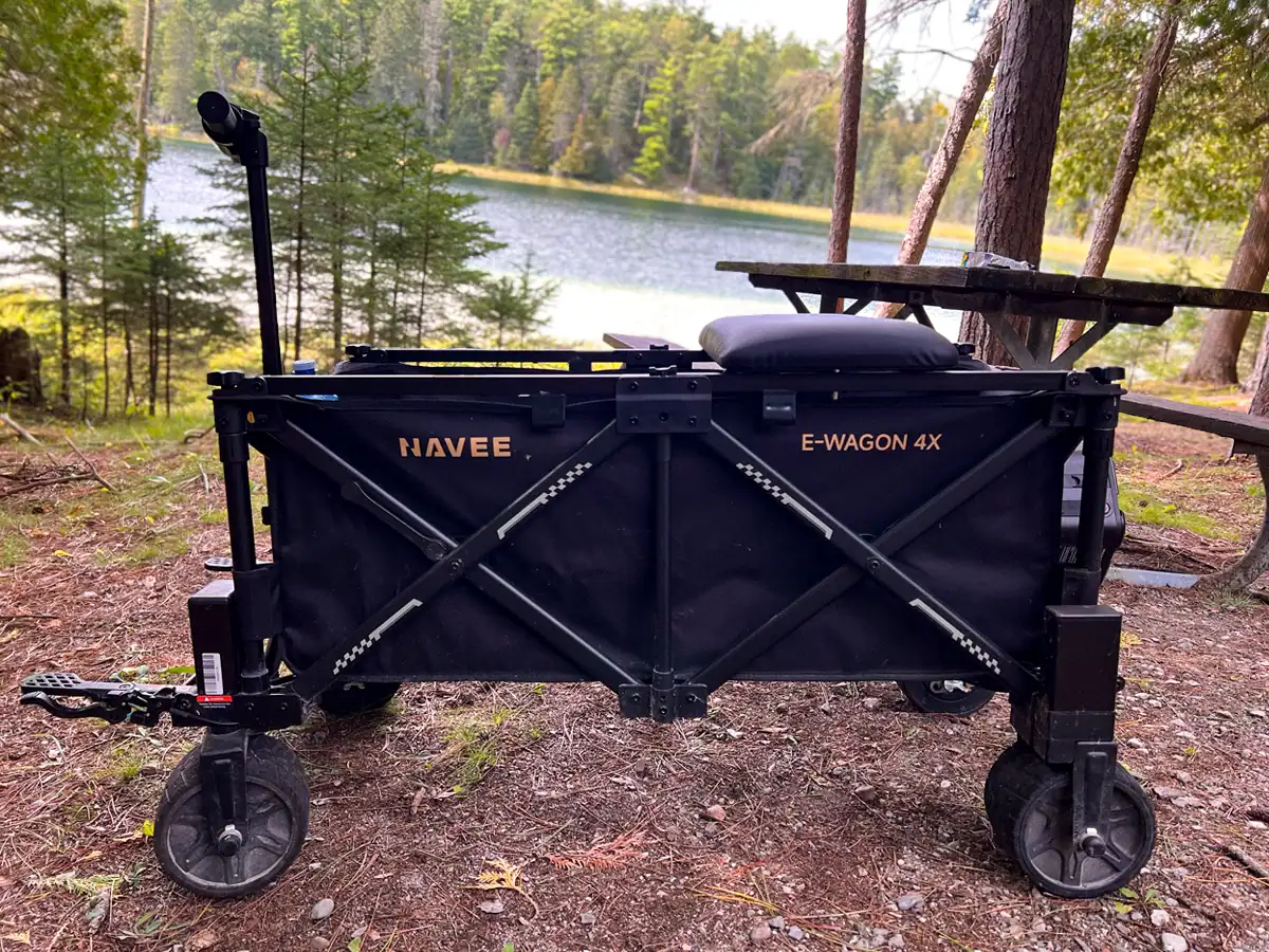 NAVEE E-Wagon 4X Electric Utility Cart Review: 80km All-Terrain Test 2 Navee e-wagon 4x beside a picnic table at a provincial park