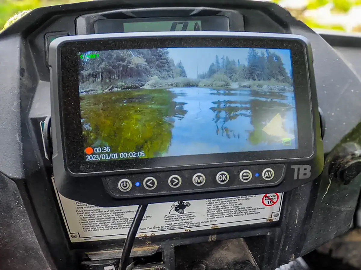 TadiBrothers Tactical Camera Review: A Heavy-Duty Backup System for Commercial & Off-Road Use 10 TadiBrothers Backup Camera monitor displaying water views