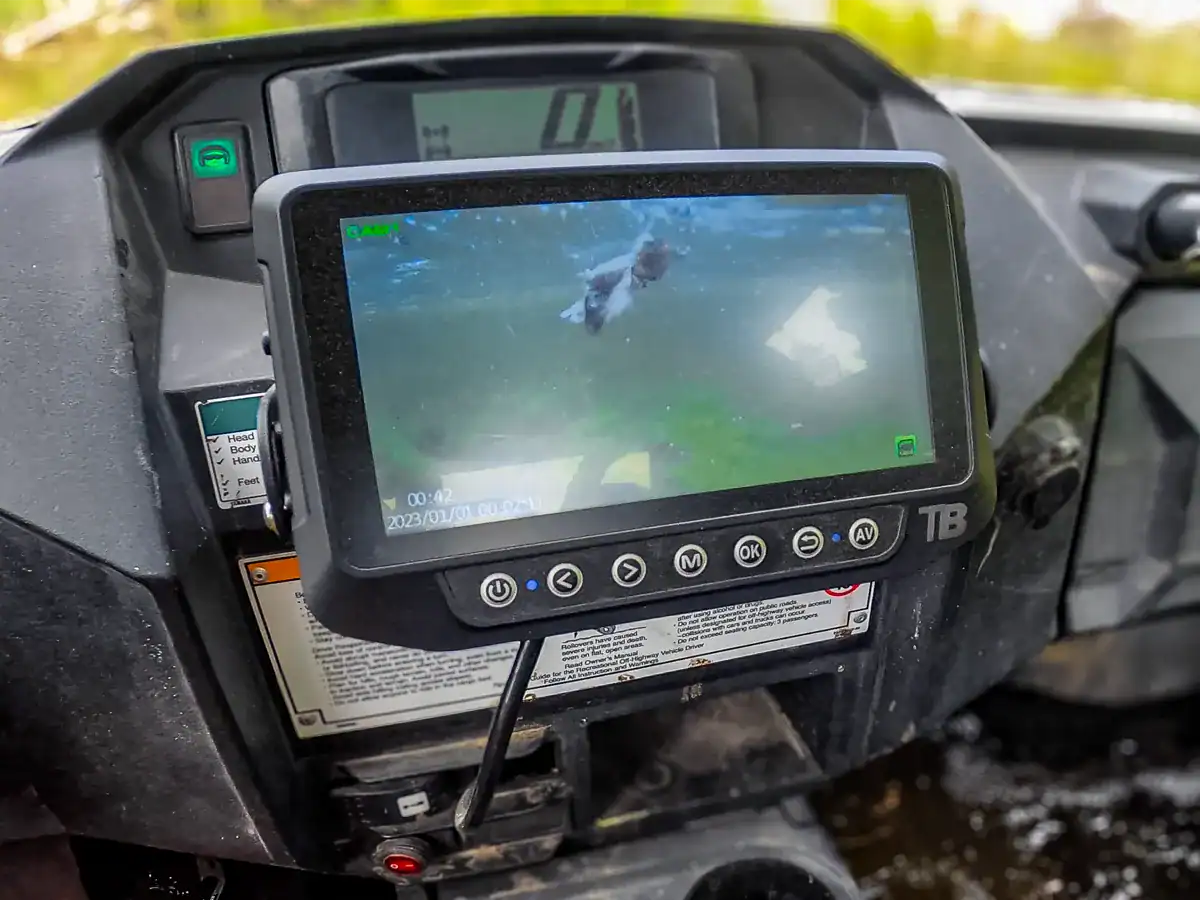 TadiBrothers Tactical Camera Review: A Heavy-Duty Backup System for Commercial & Off-Road Use 11 TadiBrothers Underwater Camera View